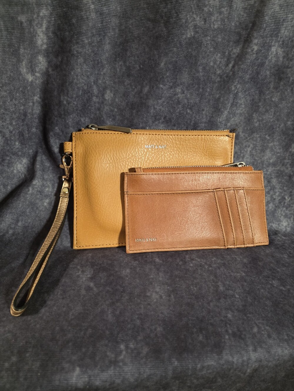 Matt & Nat Mustard-Brown Leather Wristlet And Tan Card Holder